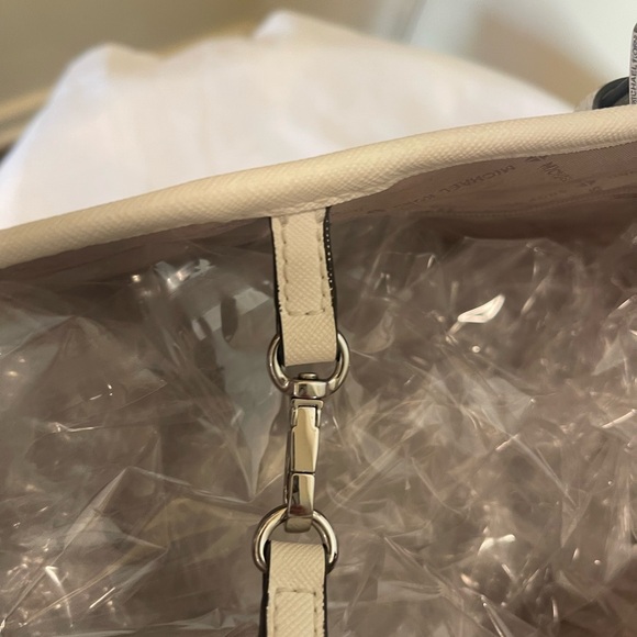 Michael Kors Black and White Tote Bag - Picture 8 of 8